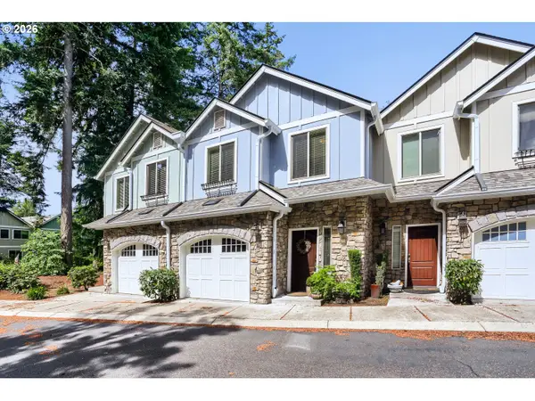 2047 NE 49th Way, Hillsboro, OR 97124