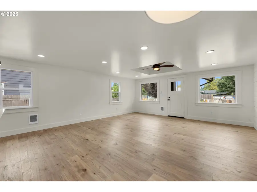 2005 E 29th St, Vancouver, WA 98663 - #3