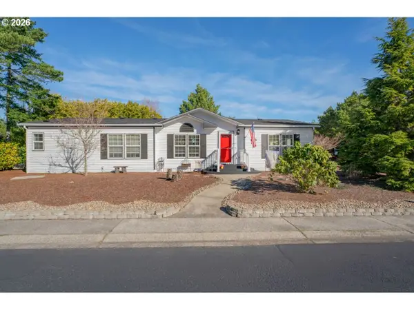 480 Sherwood Loop, Florence, OR 97439