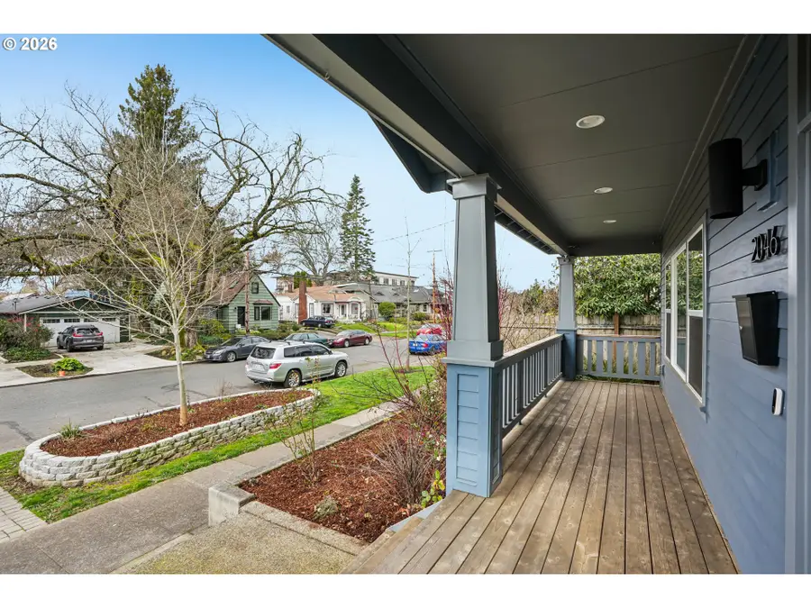 2046 SE 51st Ave, Portland, OR 97215 - #3