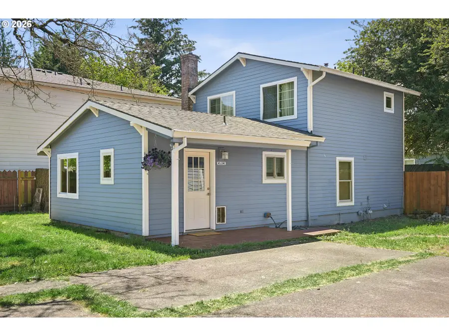 2407 SE 93rd Ave, Portland, OR 97216 - #2