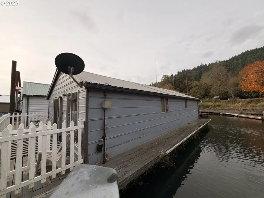 23524 NW St. Helens Rd #19, Portland, OR 97231 - Image #3