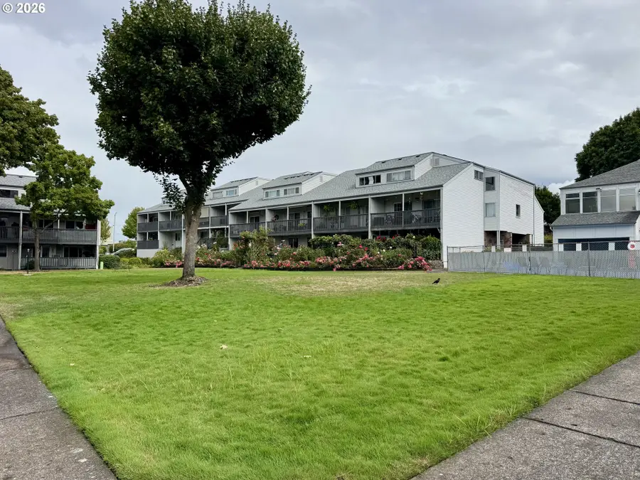 406 NE 85th St #3C, Vancouver, WA 98665 - #3