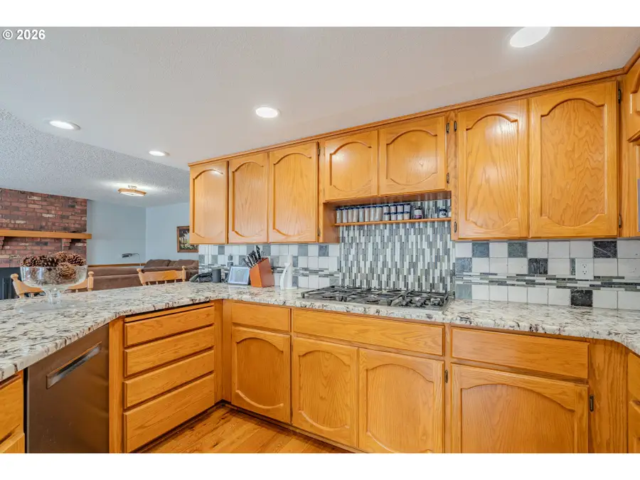 10933 NE Sherwood Dr, Vancouver, WA 98686 - #3