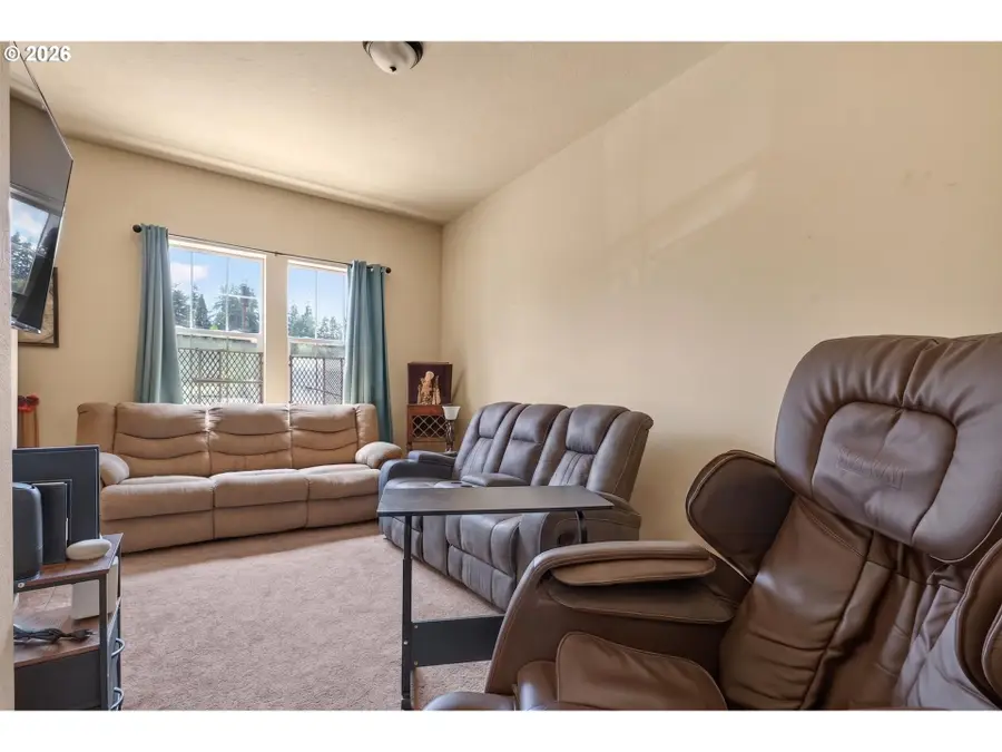 459 Lydia St, Yoncalla, OR 97499 - #3