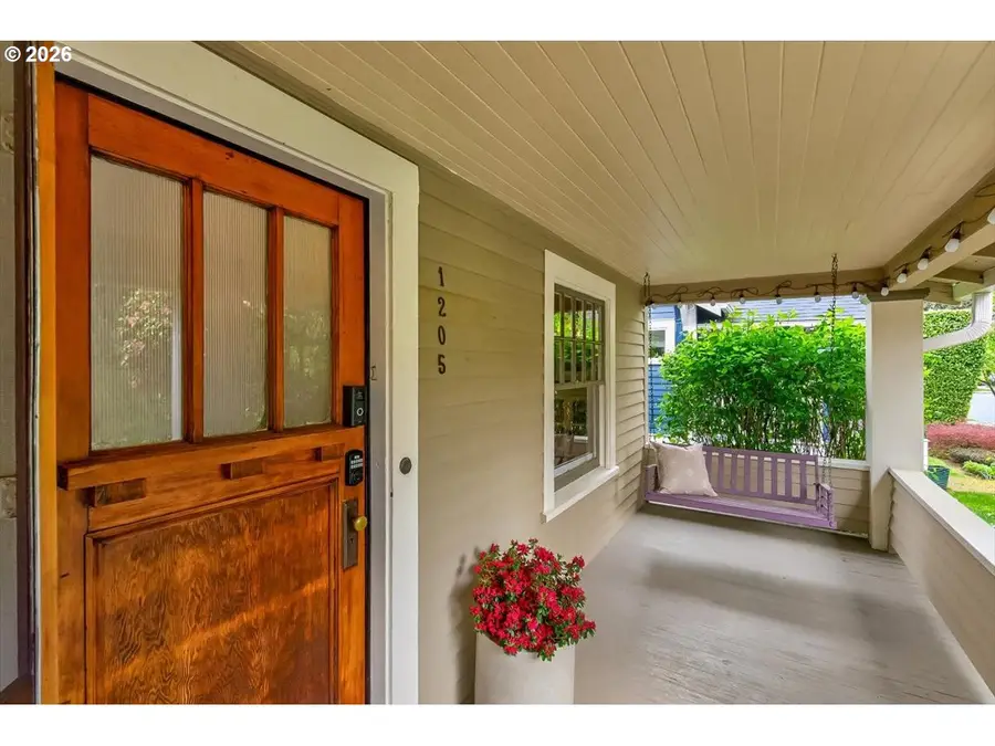 1205 SE Marion St, Portland, OR 97202 - #2