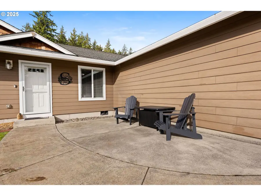 1615 Pacific Ridge Ln, Hammond, OR 97121 - Image #2