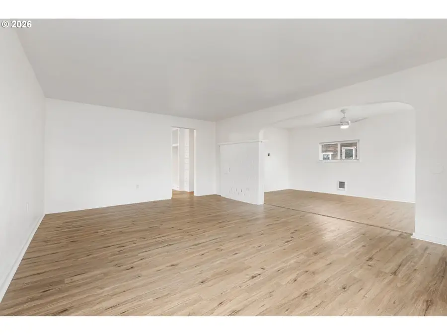 107 N 2nd St, Pe Ell, WA 98572 - #3