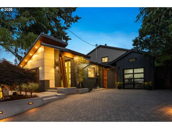 7642 SE Harrison St, Portland, OR 97215