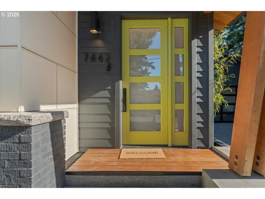 7642 SE Harrison St, Portland, OR 97215 - #3