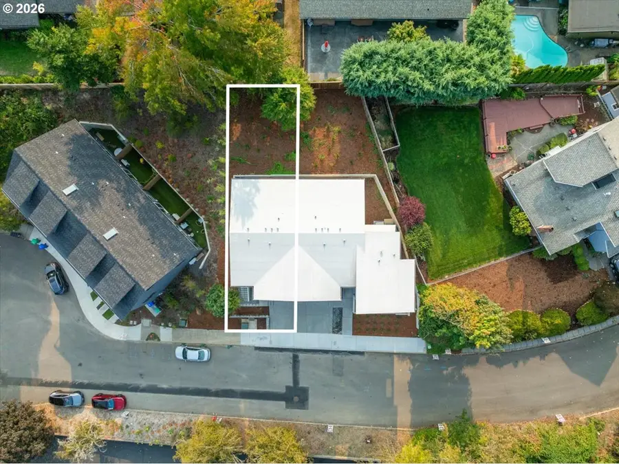 9818 SW 34th Pl, Portland, OR 97219 - #2