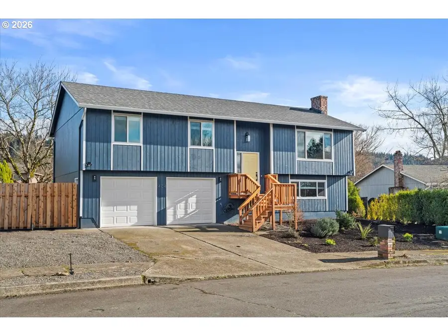 404 SW Riverview Ave, Gresham, OR 97080 - #2