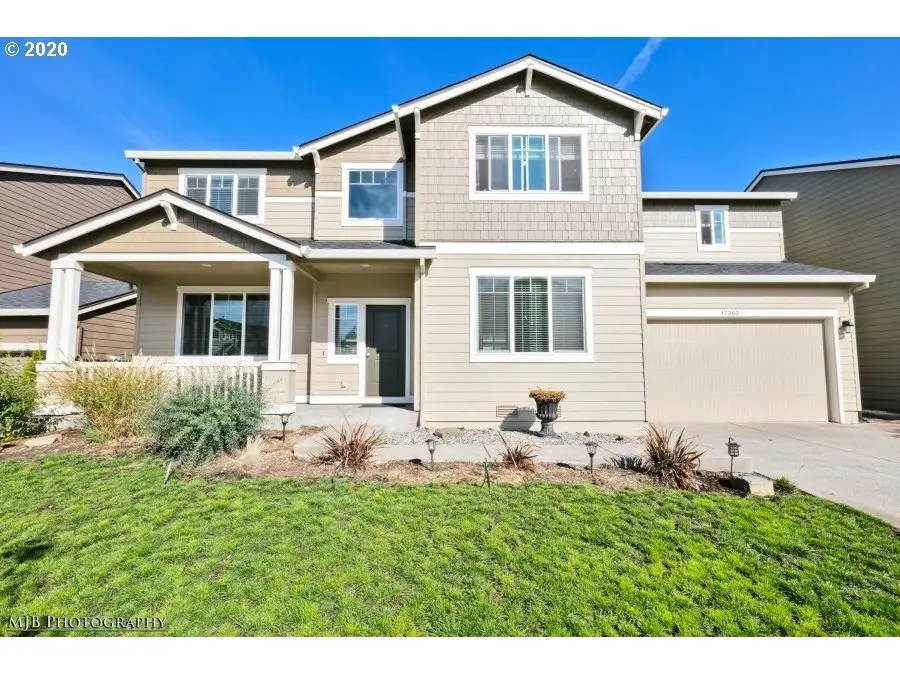 17263 SE Blackburn St, Damascus, OR 97089 - #1