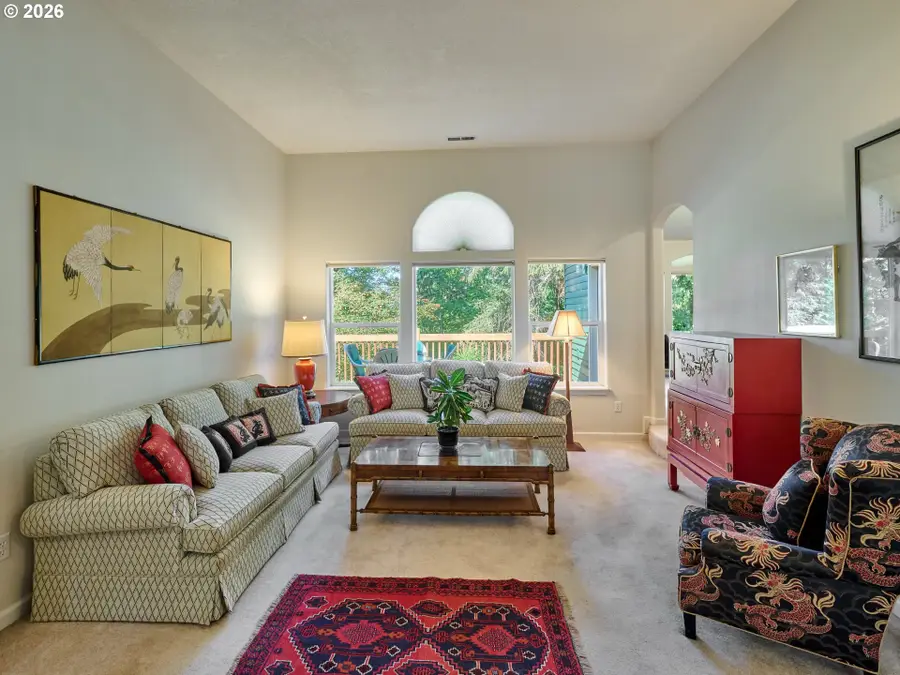 238 Rock St, Silverton, OR 97381 - #3