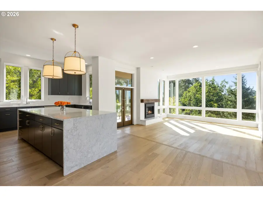 3718 SW Hillside Dr, Portland, OR 97221 - #2