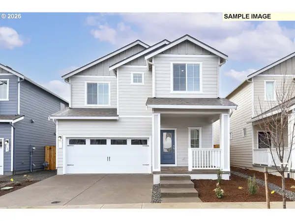 1355 Owl Ave, Woodburn, OR 97071