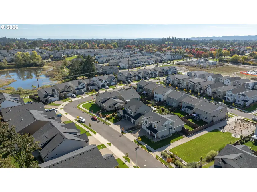 1944 NW Mercia St, McMinnville, OR 97128 - #2
