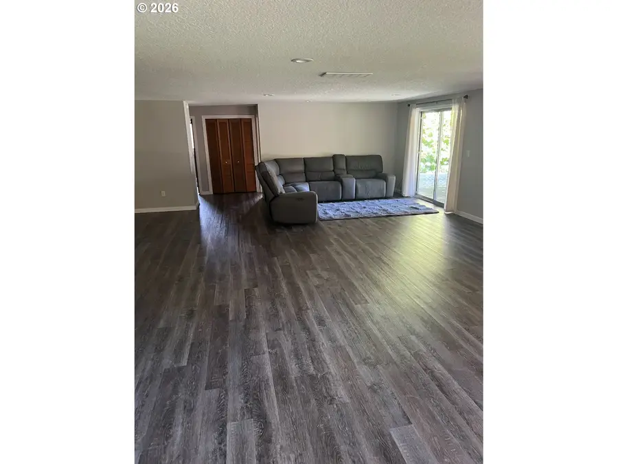 15546 SE Green Hills Ct, Happy Valley, OR 97086 - #3