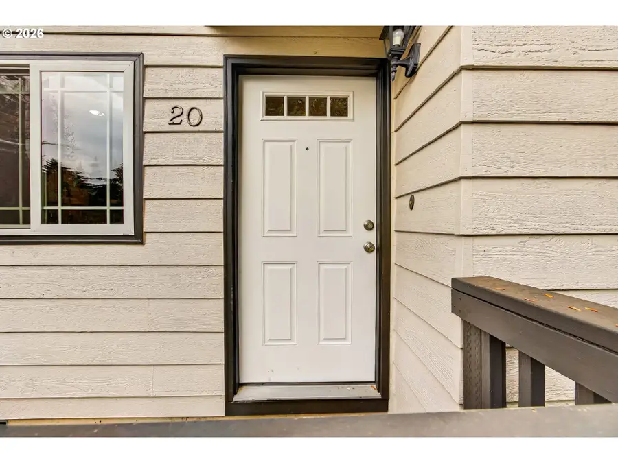 29650 SW Courtside Dr #20, Wilsonville, OR 97070 - #2