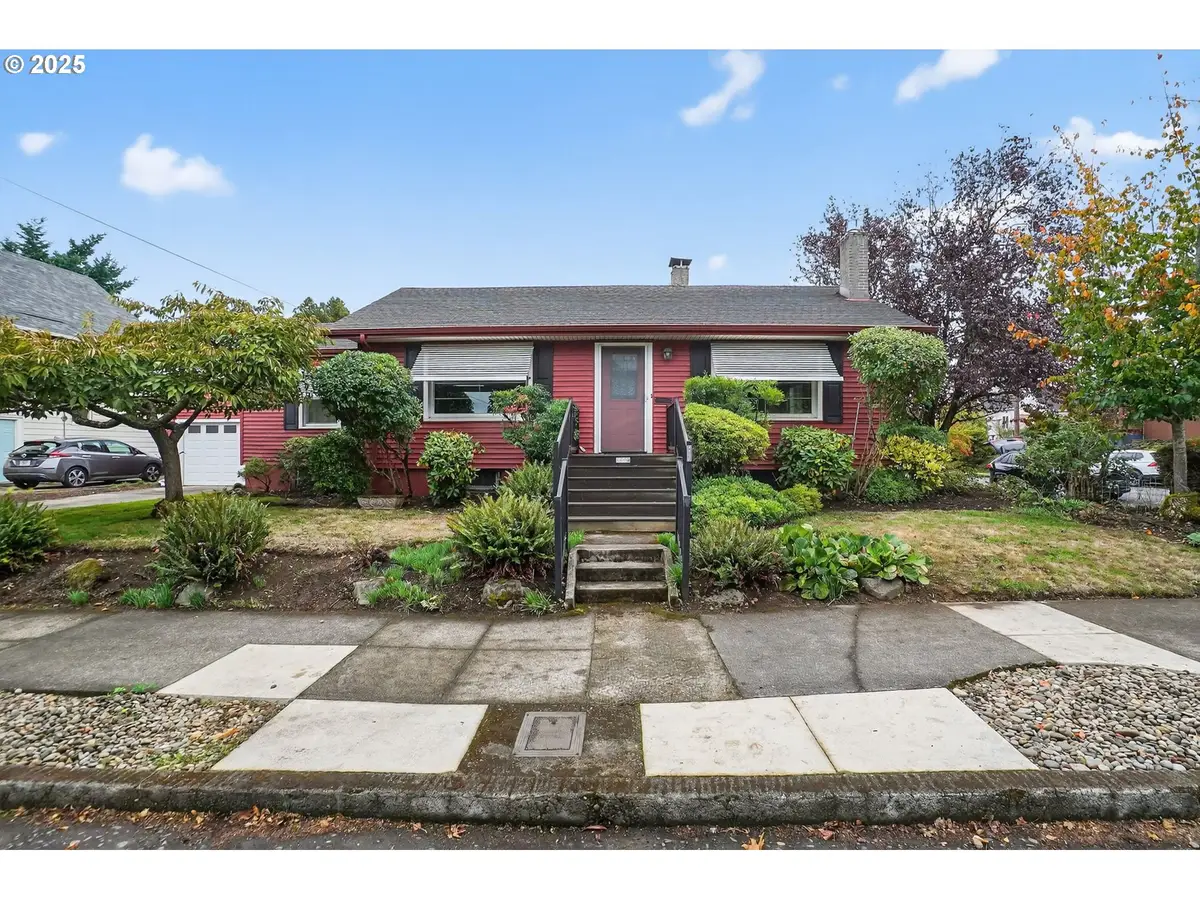 4606 NE 23rd Ave, Portland, OR 97211 - Image #1
