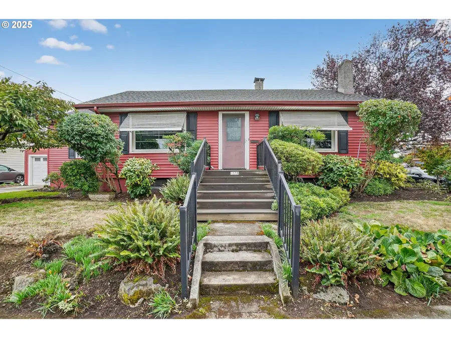 4606 NE 23rd Ave, Portland, OR 97211 - Image #2