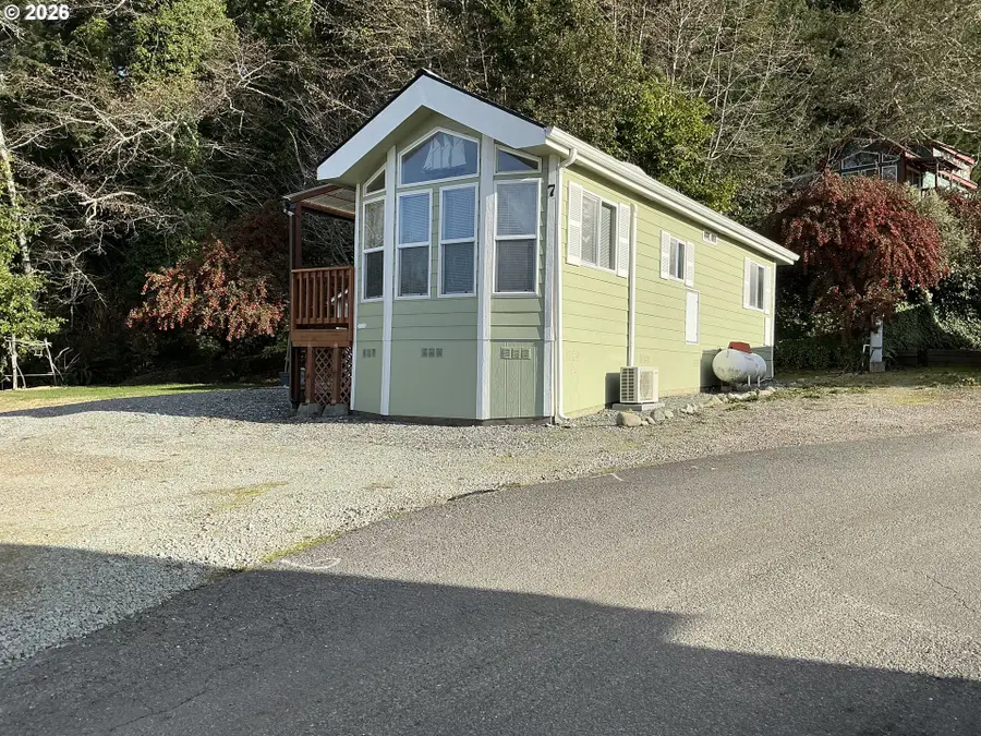 15061 Highway 101 #7, Brookings, OR 97415 - Image #2