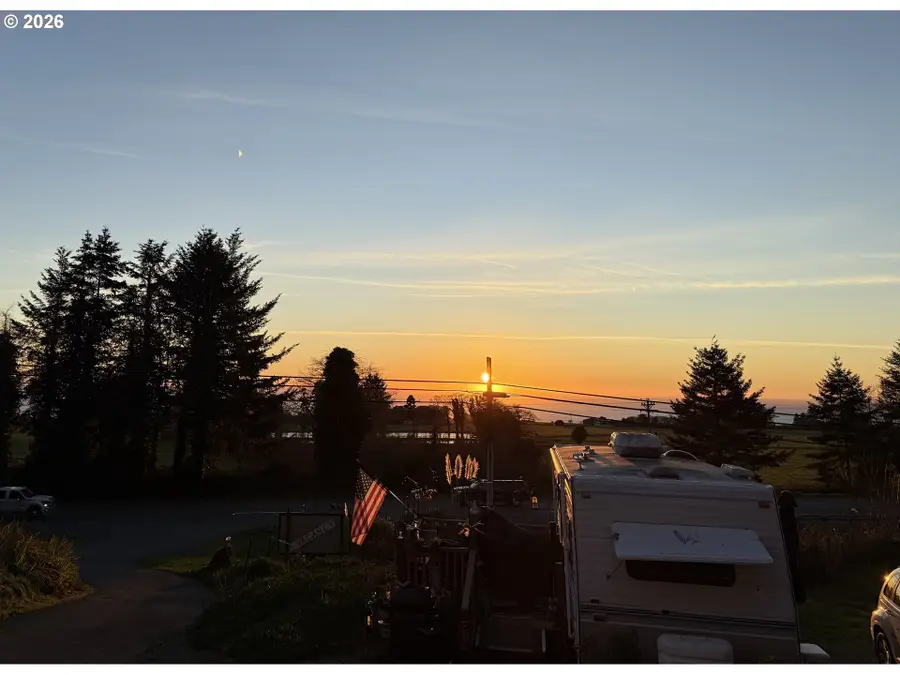 15061 Highway 101 #7, Brookings, OR 97415 - Image #3