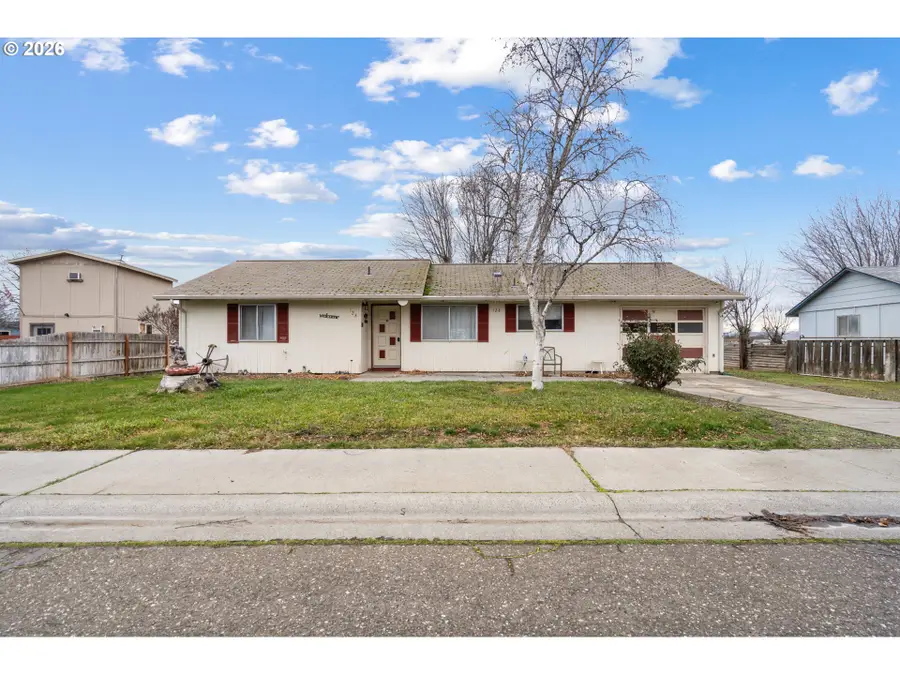 128 SW Willow Fork Dr, Boardman, OR 97818 - Image #2