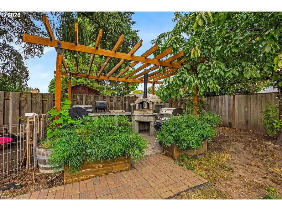 3001 NE Azalea St, Hillsboro, OR 97124 - #2