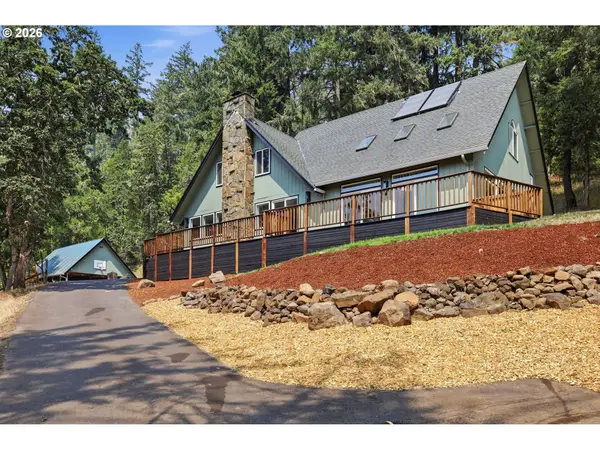 39639 Jasper Lowell Rd, Lowell, OR 97452