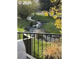 1302 Highland View Loop, Redmond, OR 97756