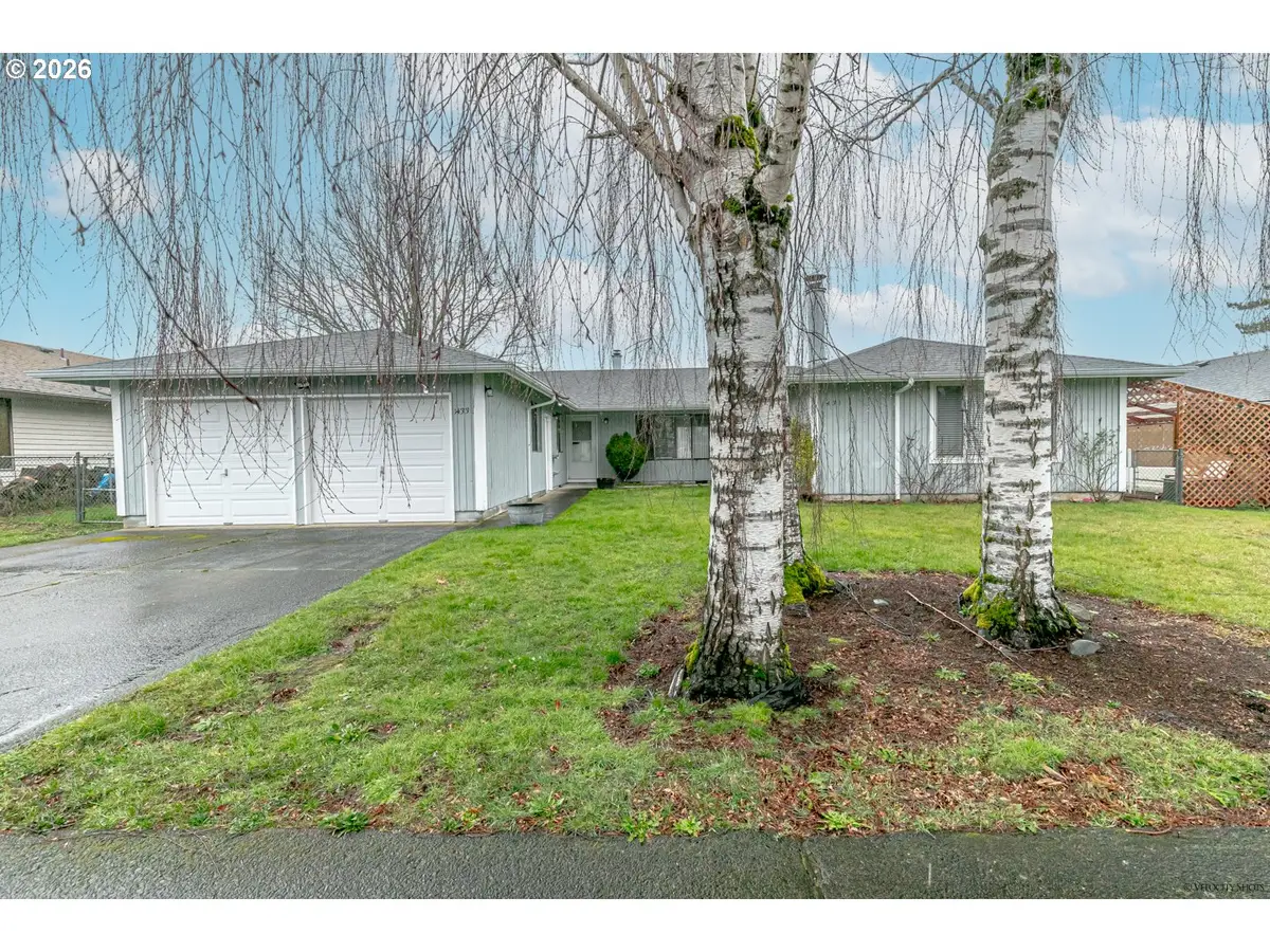 1431 SW 22nd St, Troutdale, OR 97060 - #1