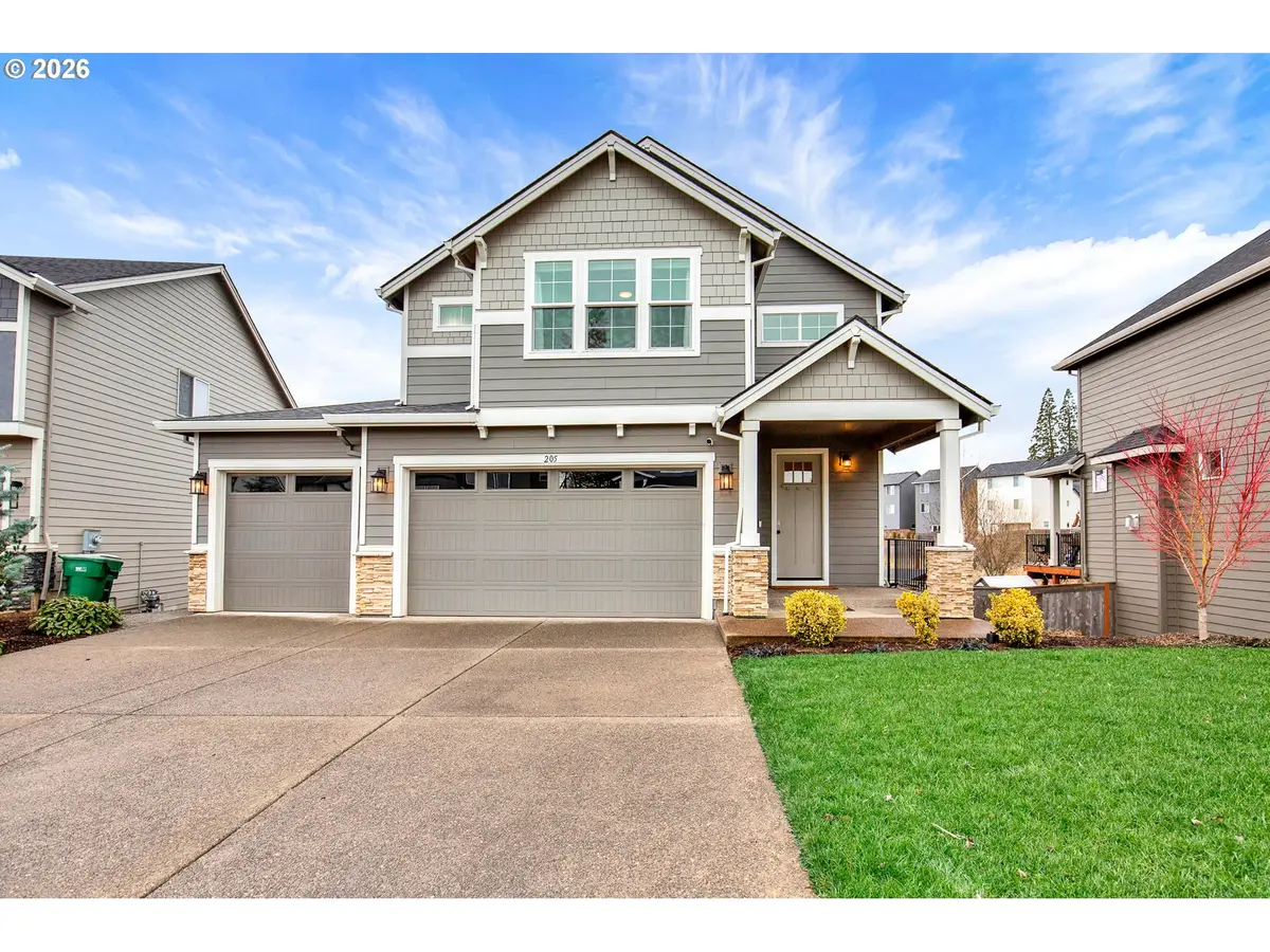 205 W Taylor Ct, Newberg, OR 97132 - Image #1