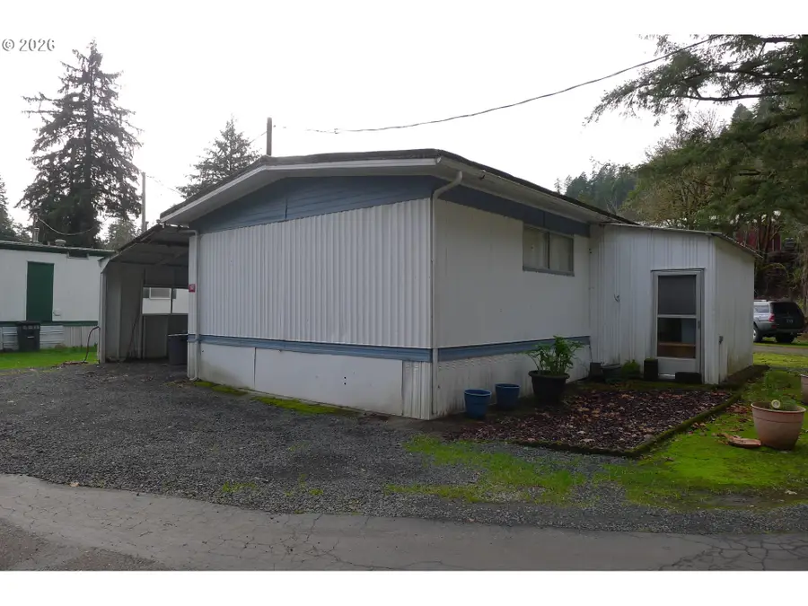 212 Woodpecker Ln, Elkton, OR 97436 - #3