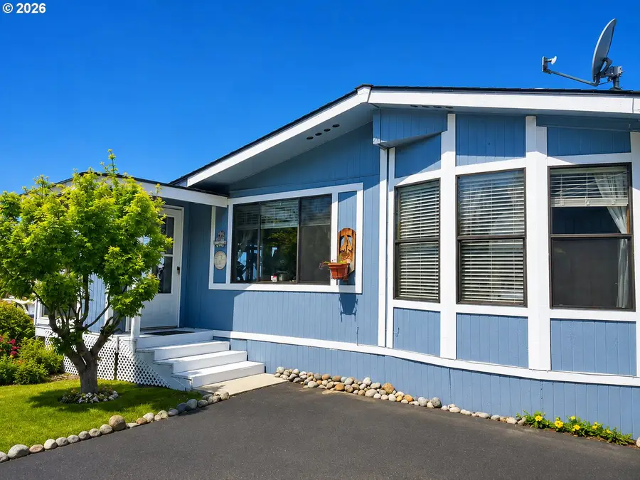16219 Lower Harbor Rd #16, Brookings, OR 97415 - #2