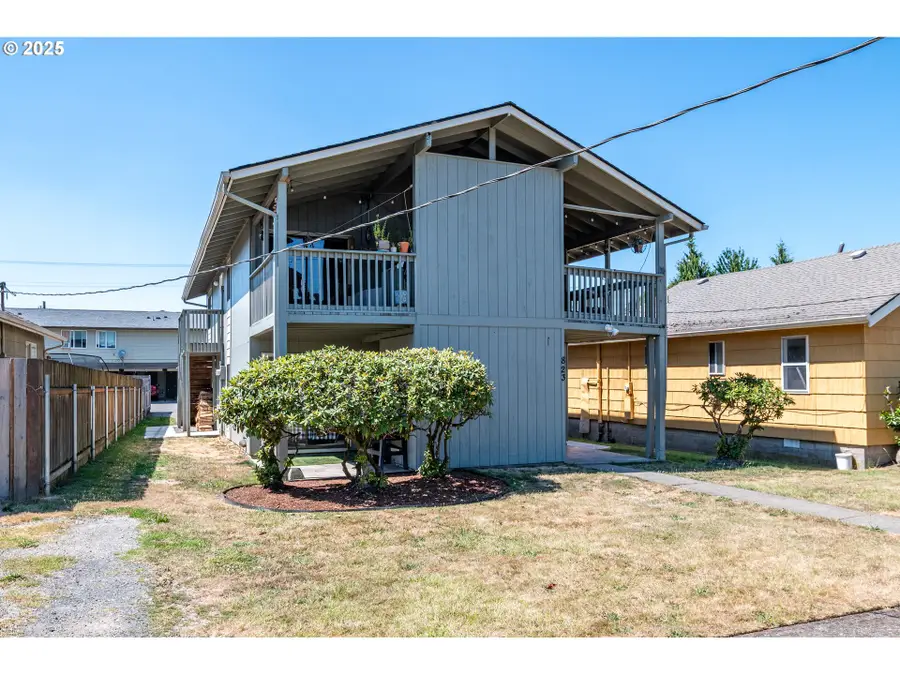 823 8th Ave, Longview, WA 98632 - Image #3