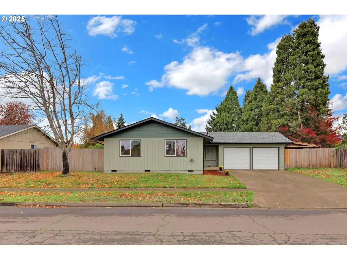 5266 D St, Springfield, OR 97478 - Image #1