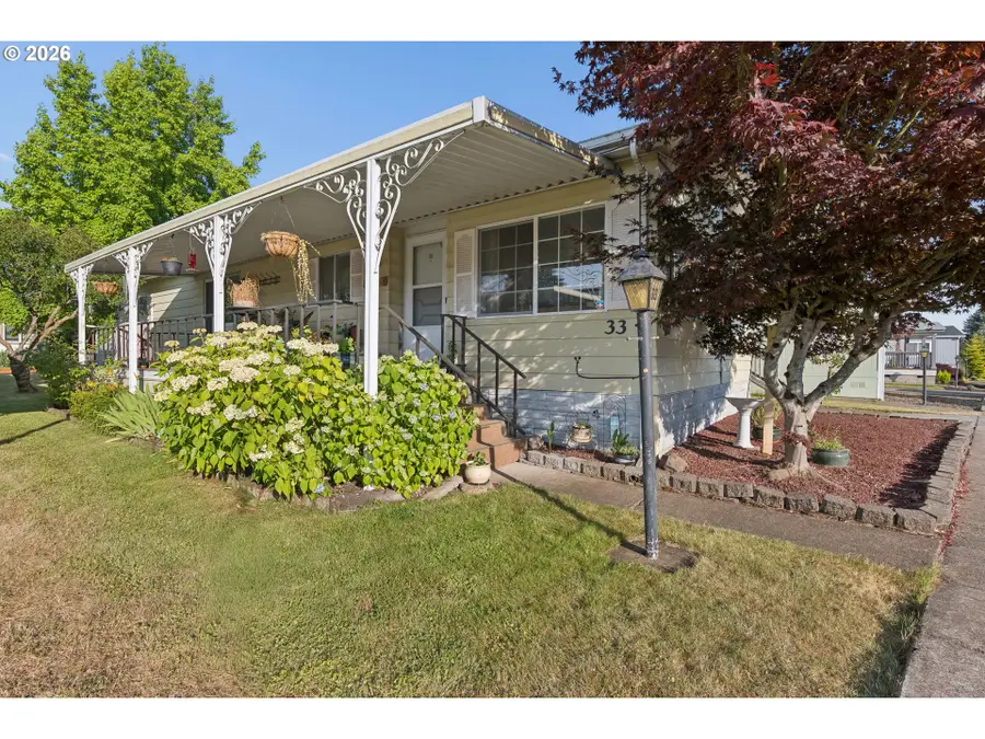 1225 W 10th Ave #33, Junction City, OR 97448 - #2