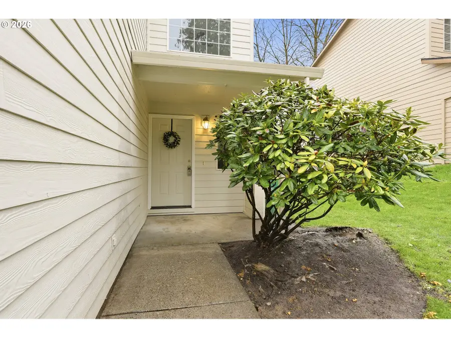 442 SE 4th St, Troutdale, OR 97060 - #3