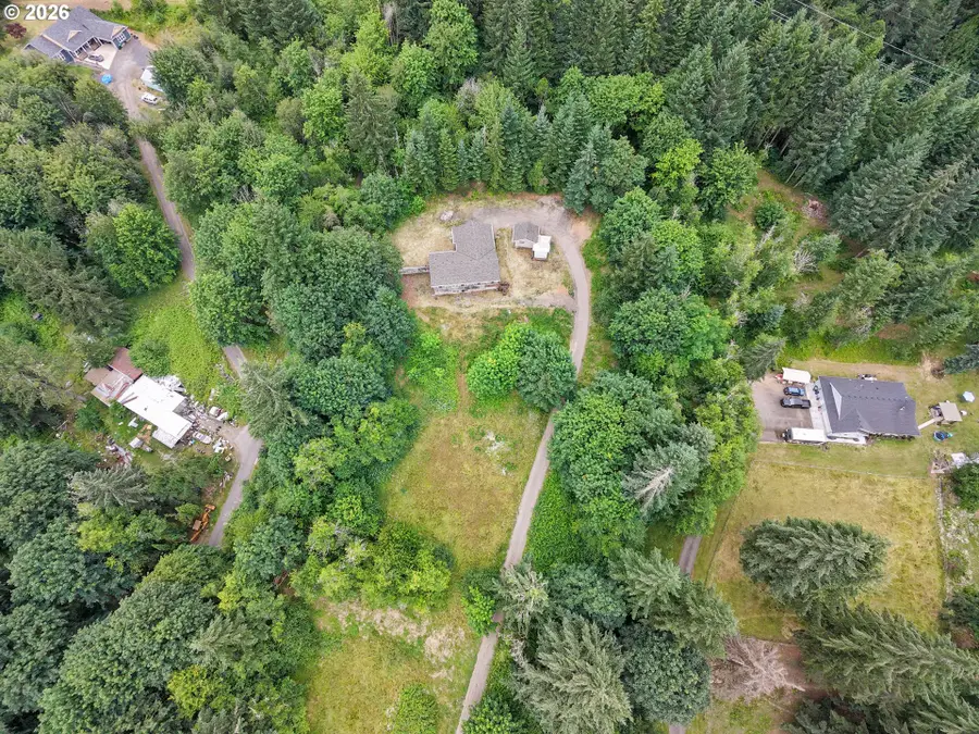 32605 Old Bunker Hill Rd, Saint Helens, OR 97051 - #2