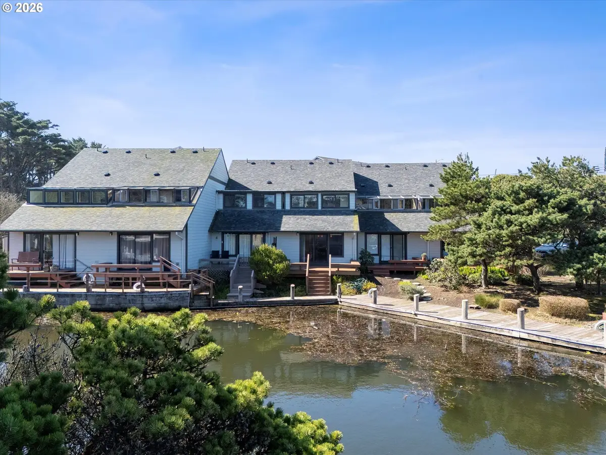 180 SE Highway 101 #17, Lincoln City, OR 97367 - #1