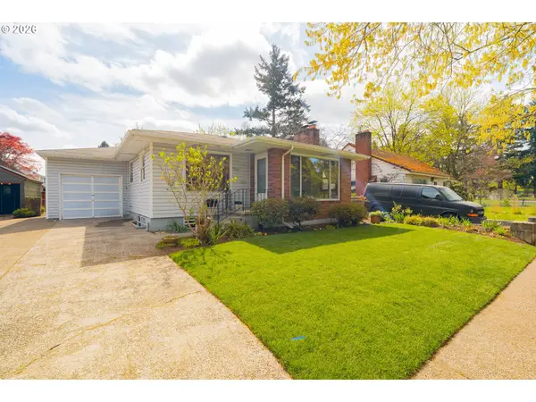 5026 SE Insley St, Portland, OR 97206