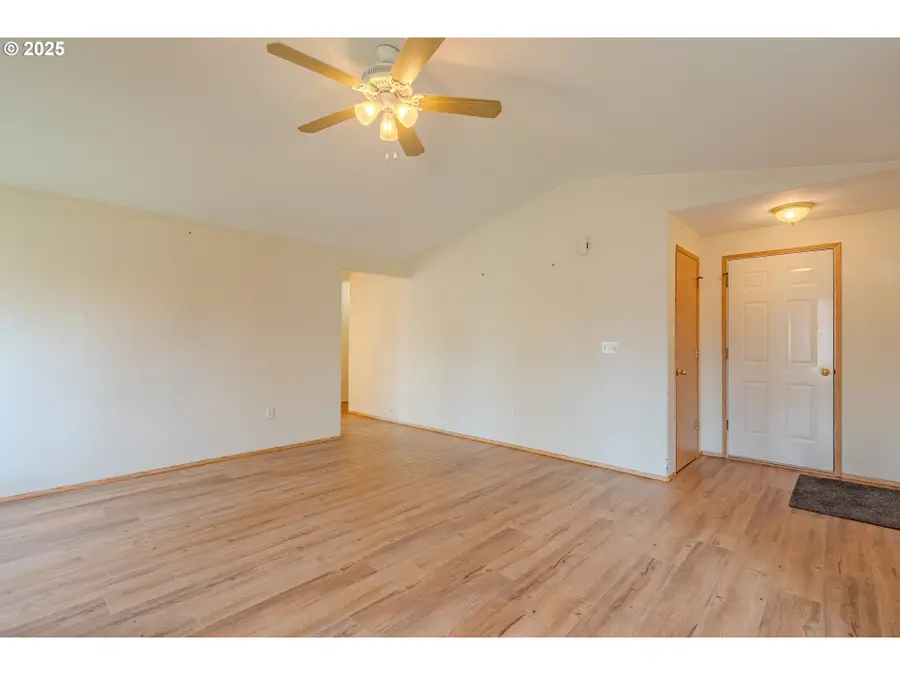 16309 NE 12th St, Vancouver, WA 98684 - Image #3