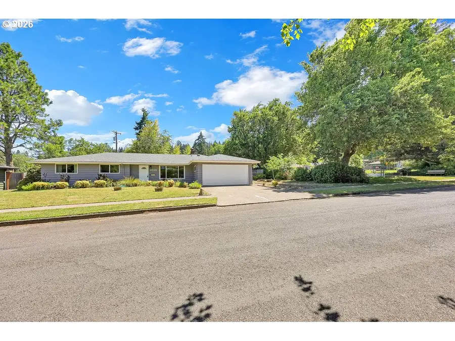 3295 Potter St, Eugene, OR 97405 - #2