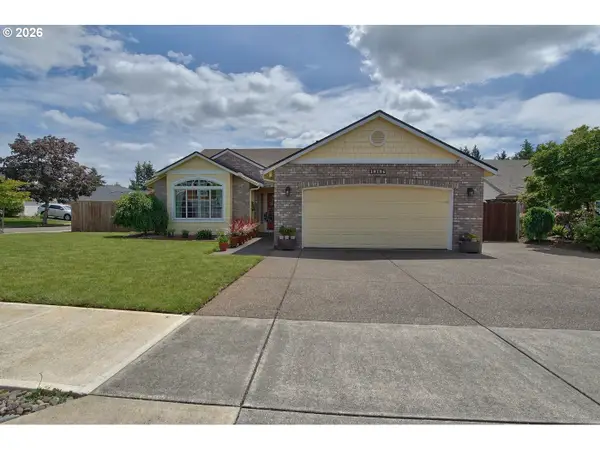 19196 Windmill Dr, OregonCity, OR 97045