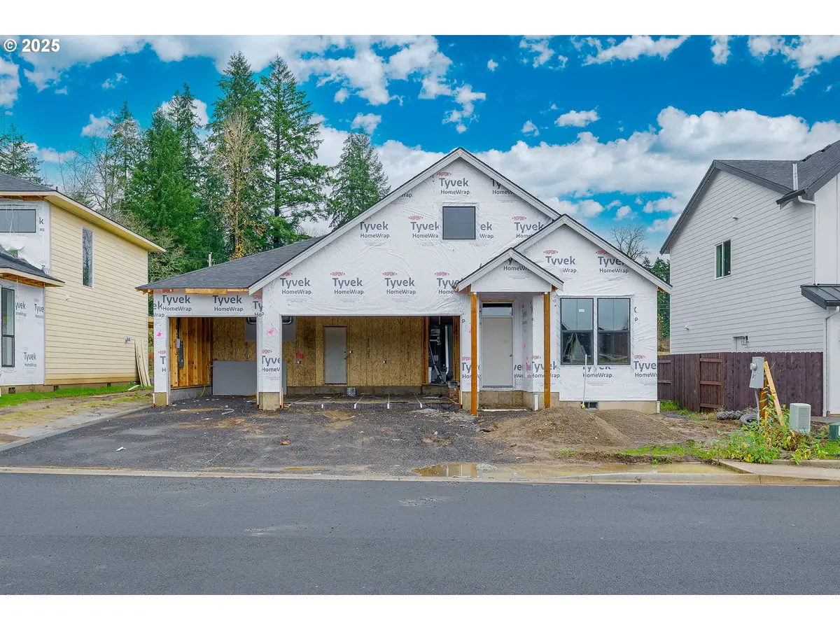 137 SE 24th Ave, La Center, WA 98629 - Image #1