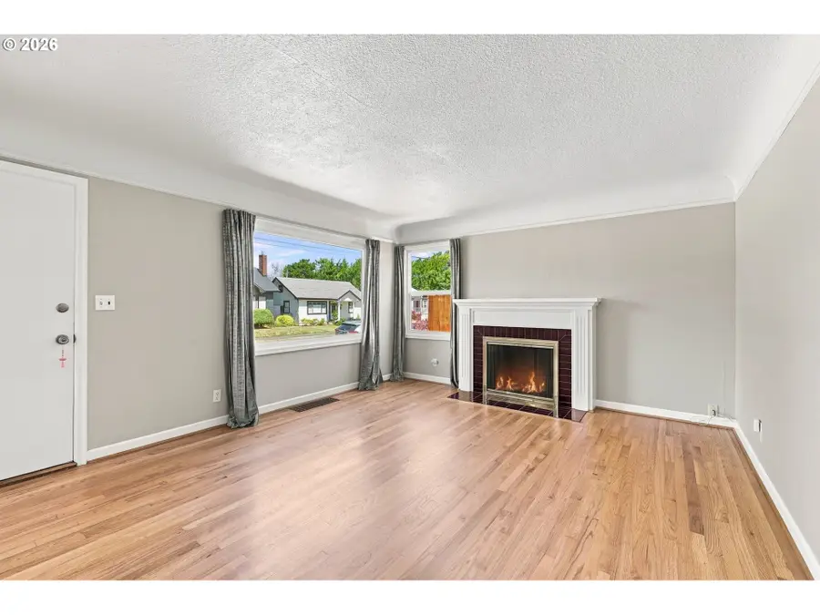 724 N Terry St, Portland, OR 97217 - #3