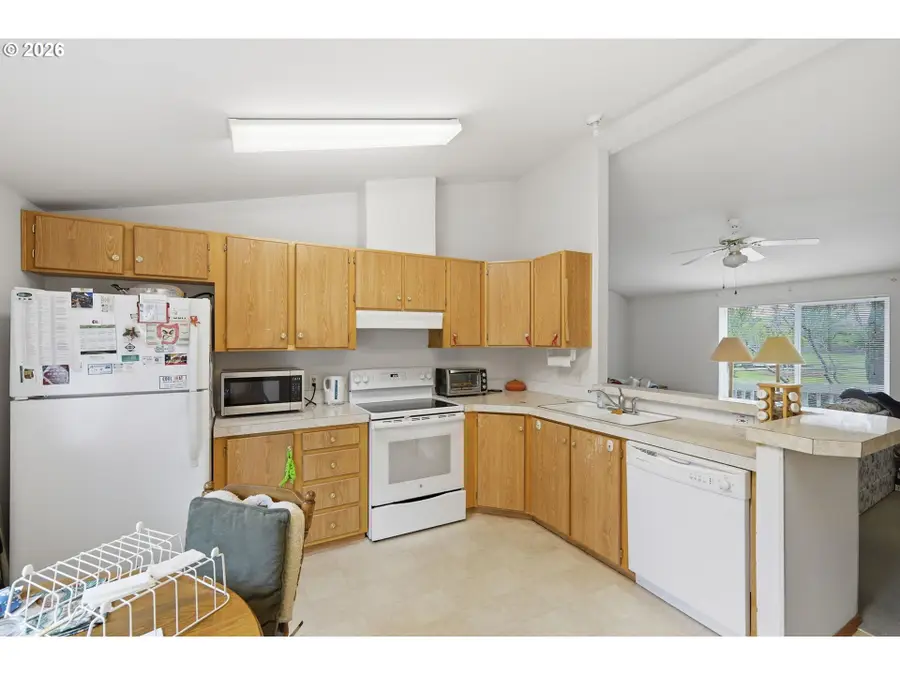 2314 Maia Loop, Springfield, OR 97477 - #3