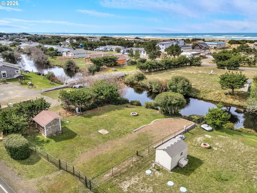 30701 I St, Long Beach North Beach Peninsula, WA 98640 - #2