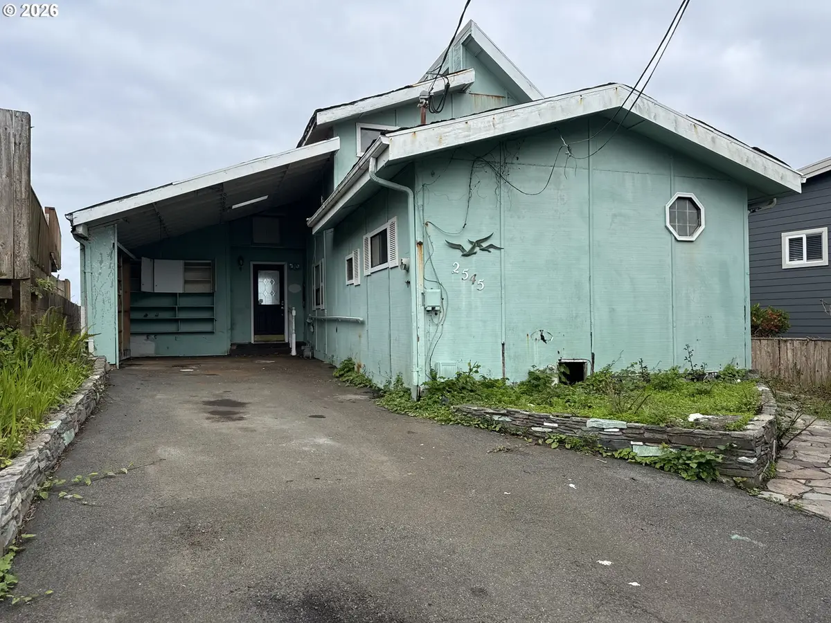 2545 SW Anchor Ave, Lincoln City, OR 97367 - #1